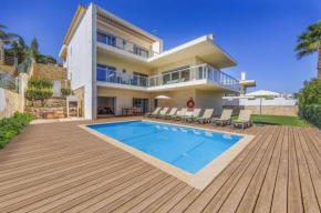 Villa Casa Petunia by Villa Plus